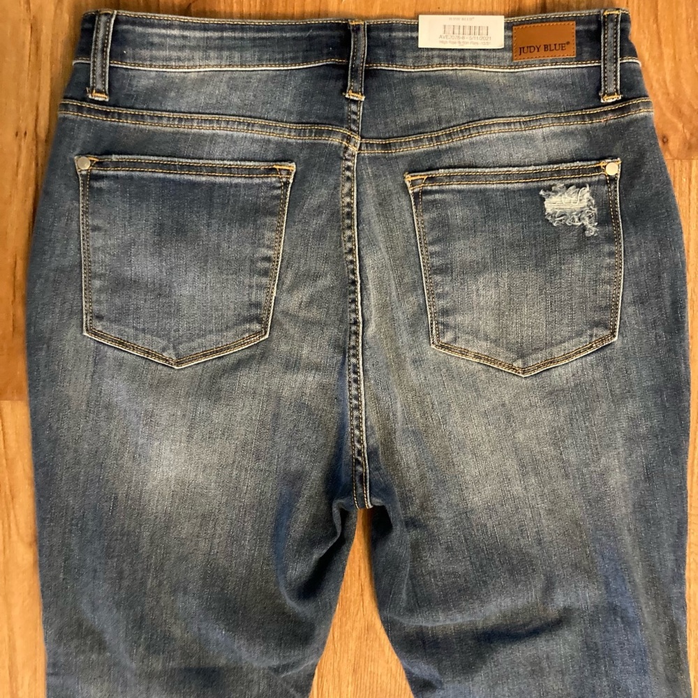 Judy Blue High Rise ButtonUp Straight Ripped Jeans - Picture 8 of 13